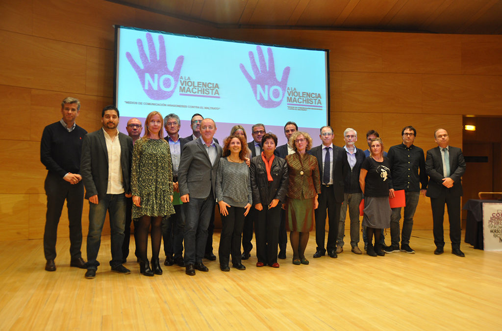 Arainfo, junto a otros medios de comunicación aragoneses acuerdan un protocolo de buenas prácticas contra la violencia machista