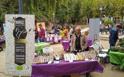 La I Feria de Economía Social y Solidaria y Comercio Local en Muel concluye con gran éxito de afluencia y participación