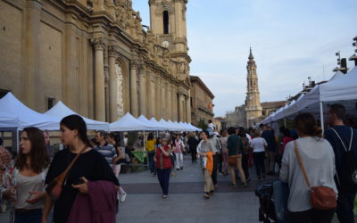 La VIII Feria del Mercado Social despliega la economía solidaria en el corazón de la ciudad.